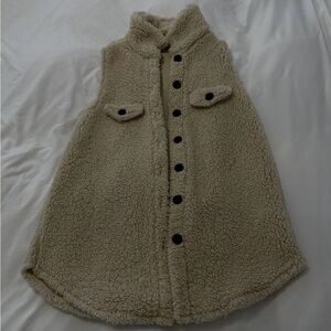 Cozy Cream woman’s Sherpa Vest